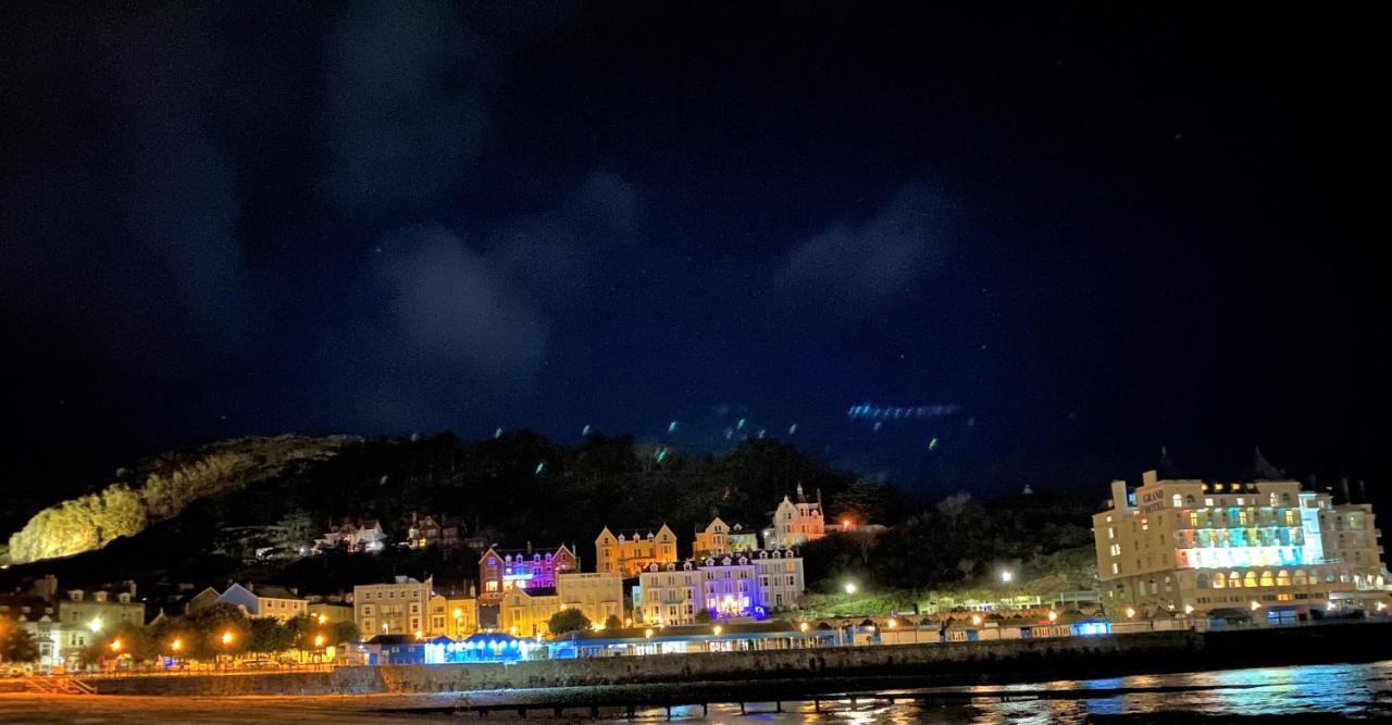 The View Guest House (Adults Only) Llandudno Exterior foto